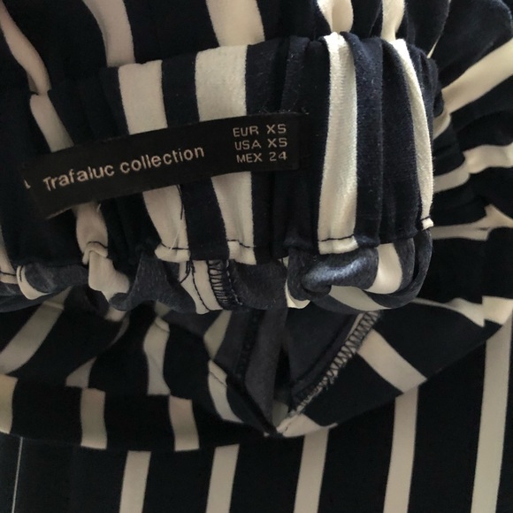 Zara Navy Culottes with White Stripes - Picture 5 of 7